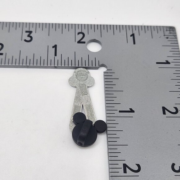 Disney Pin Trading Red Lanyard Mickey Head 2010 Hidden Mickey Pin Series - Picture 3 of 3